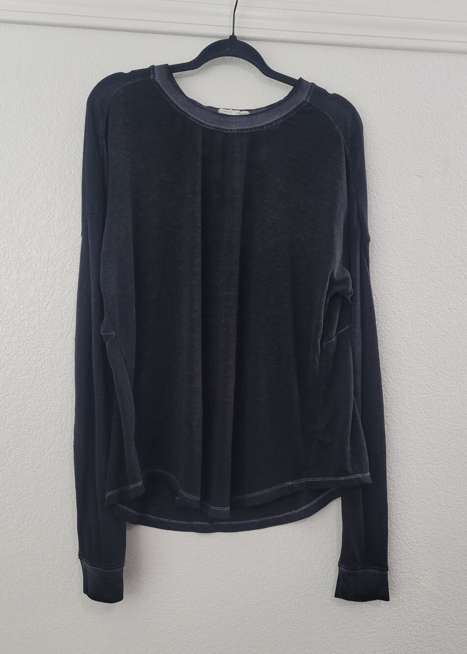 Threads 4 Thought XL Black Washed Long Sleeve Top Lattice Back Organic Cotton